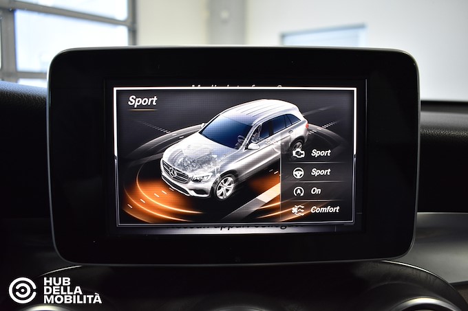 MERCEDES-BENZ GLC 220 d 4Matic Sport